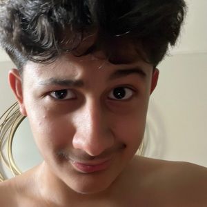 Meet your Posher, Eliajah